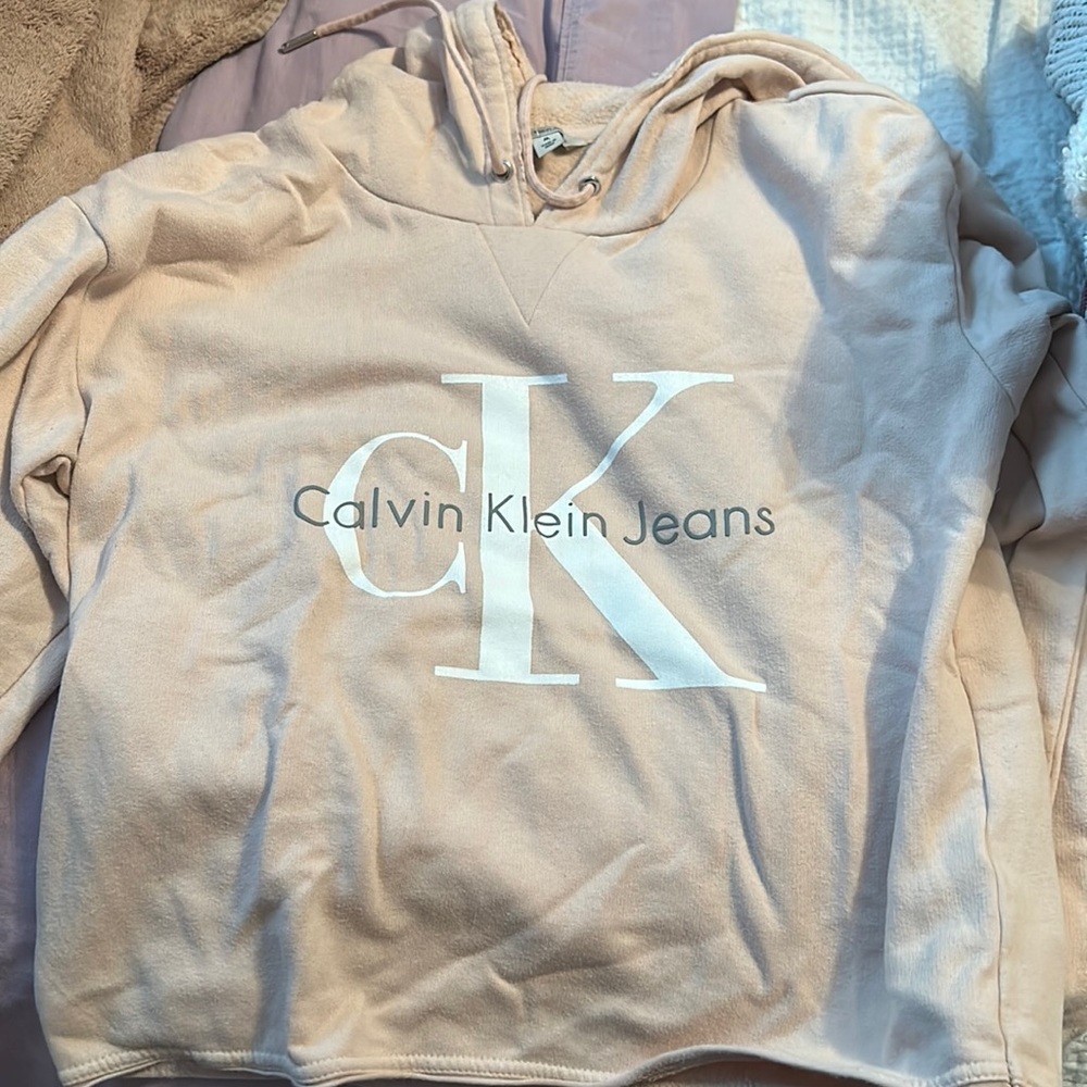 cute cropped hoodie